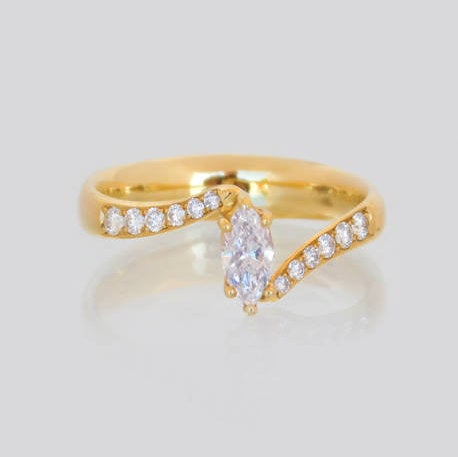 Mona Pave Engagement Diamond Ring