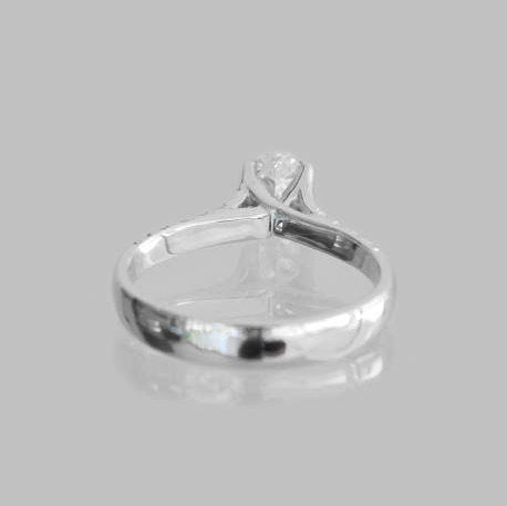 Jennifer Engagement Diamonds Ring