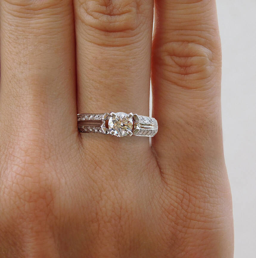Nicole Engagement Diamond Ring