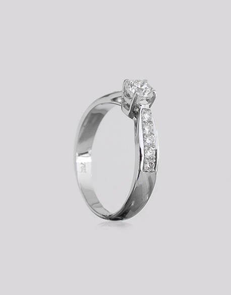 Gabrielle Engagement Diamond Ring