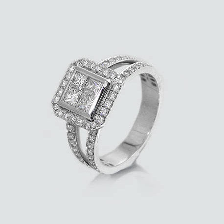 Lily Signet Diamond Ring